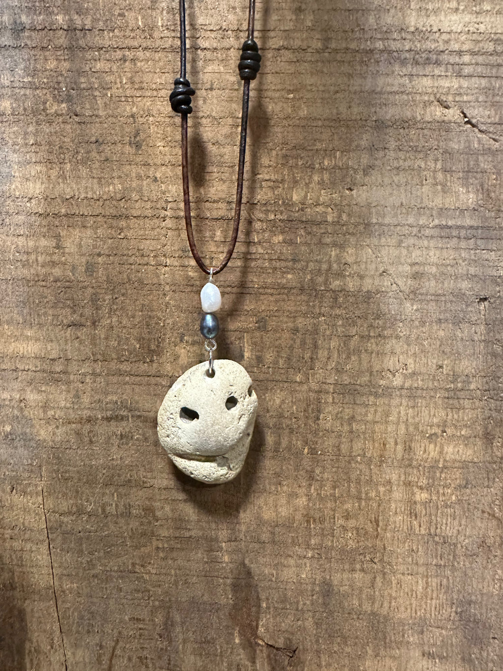 Sea stone drift necklace